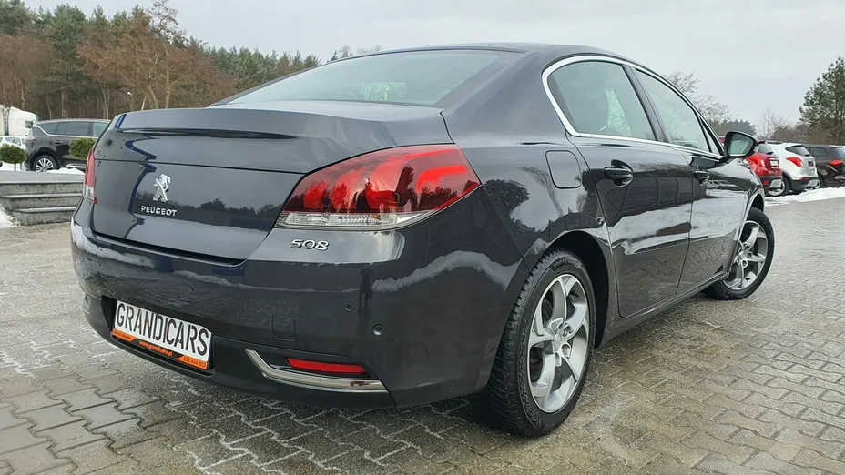 PEUGEOT 508 -