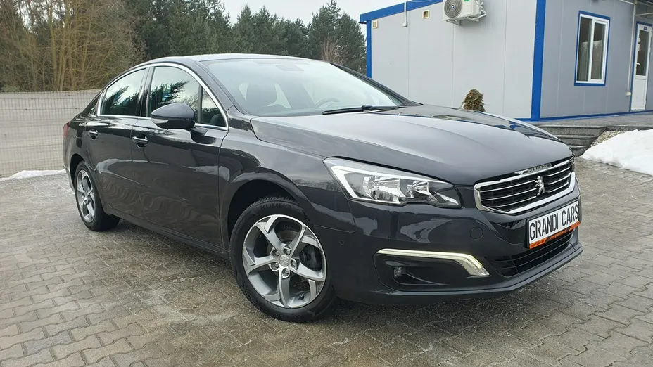 PEUGEOT 508 -