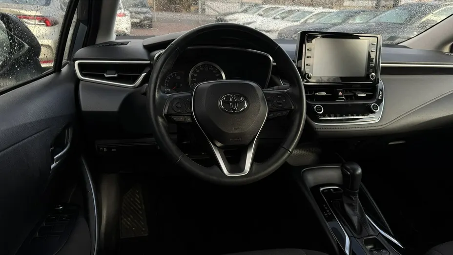 TOYOTA Corolla -