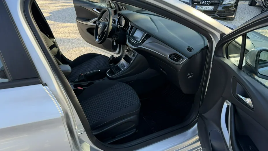 OPEL Astra -
