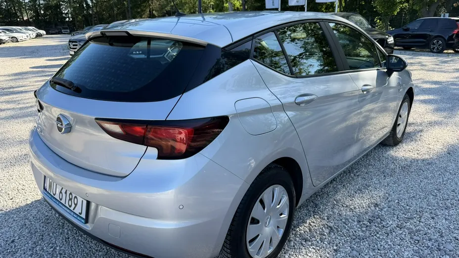 OPEL Astra -