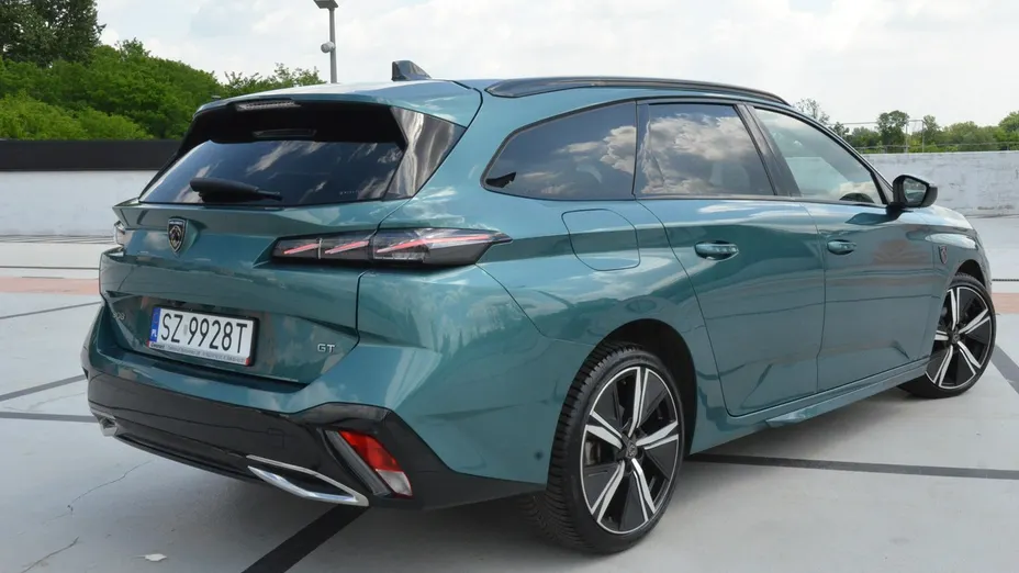 PEUGEOT 308 -