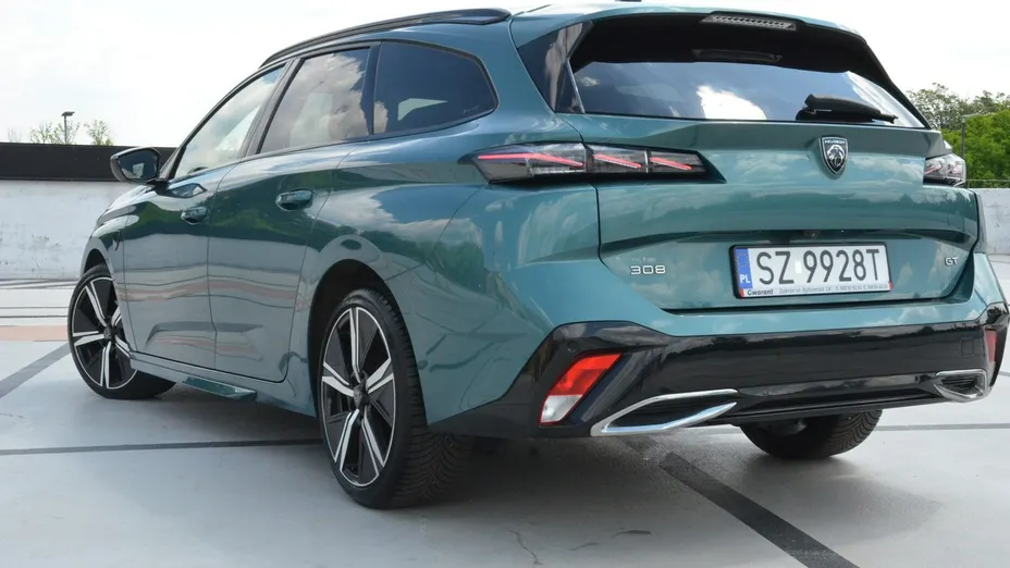 PEUGEOT 308 -