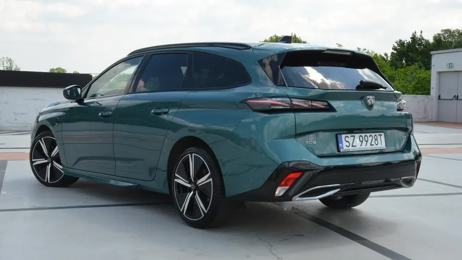 PEUGEOT 308 -