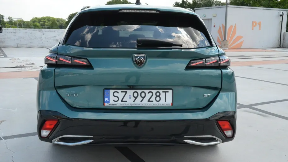 PEUGEOT 308 -