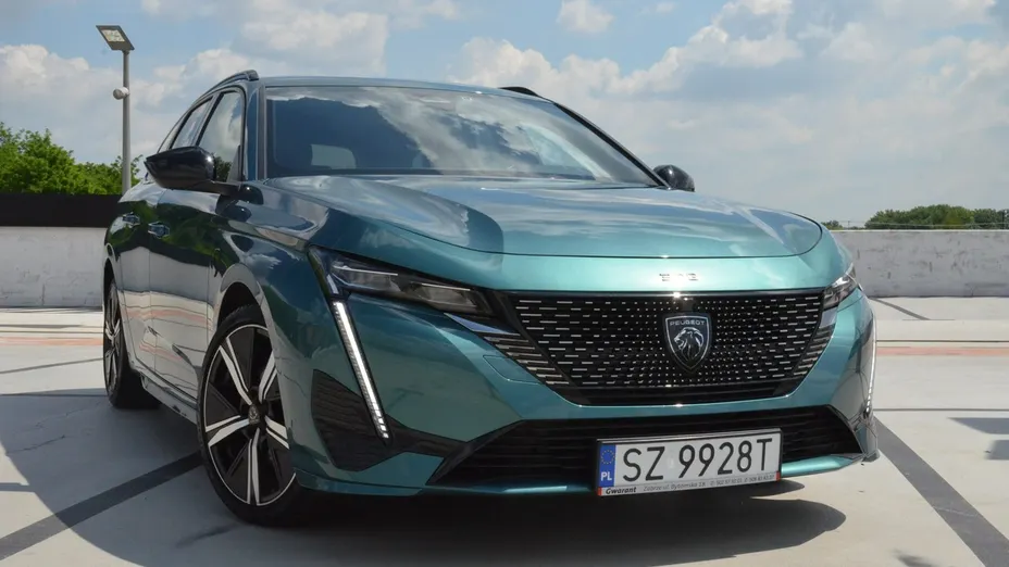 PEUGEOT 308 -