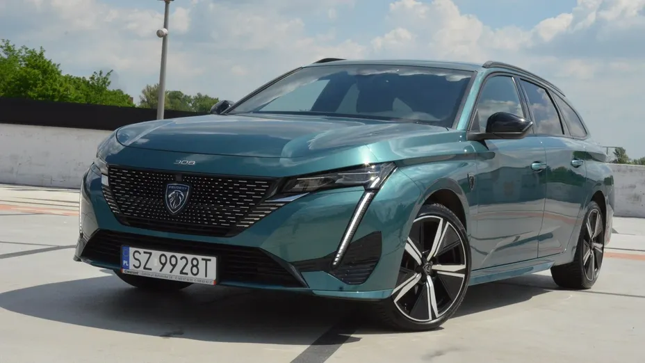 PEUGEOT 308 -