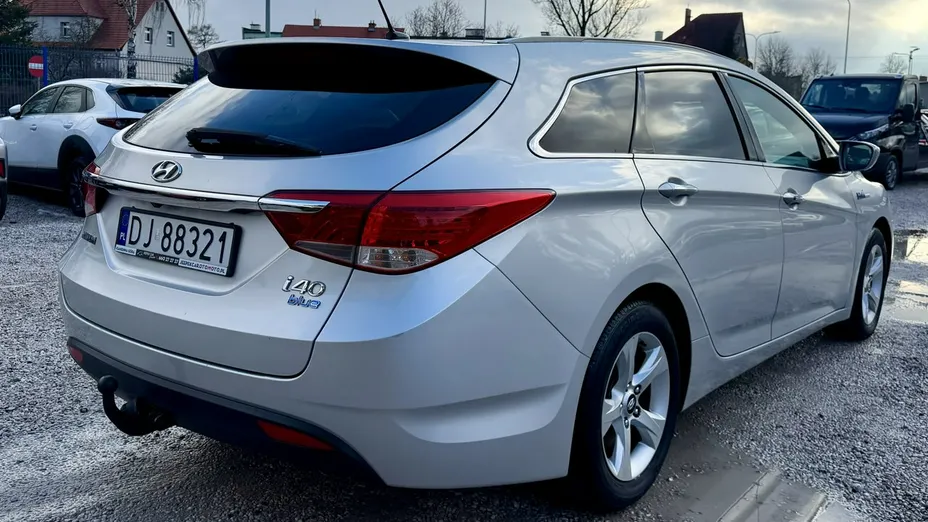 HYUNDAI i40 -