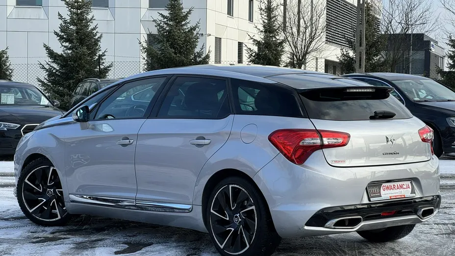 CITROEN DS5 -