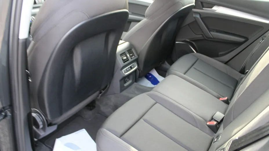 AUDI Q5 -