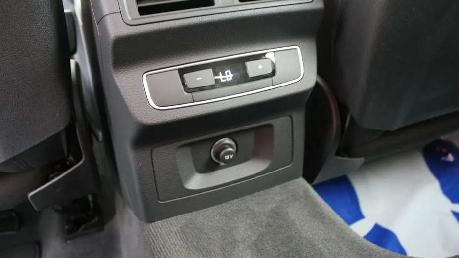 AUDI Q5 -