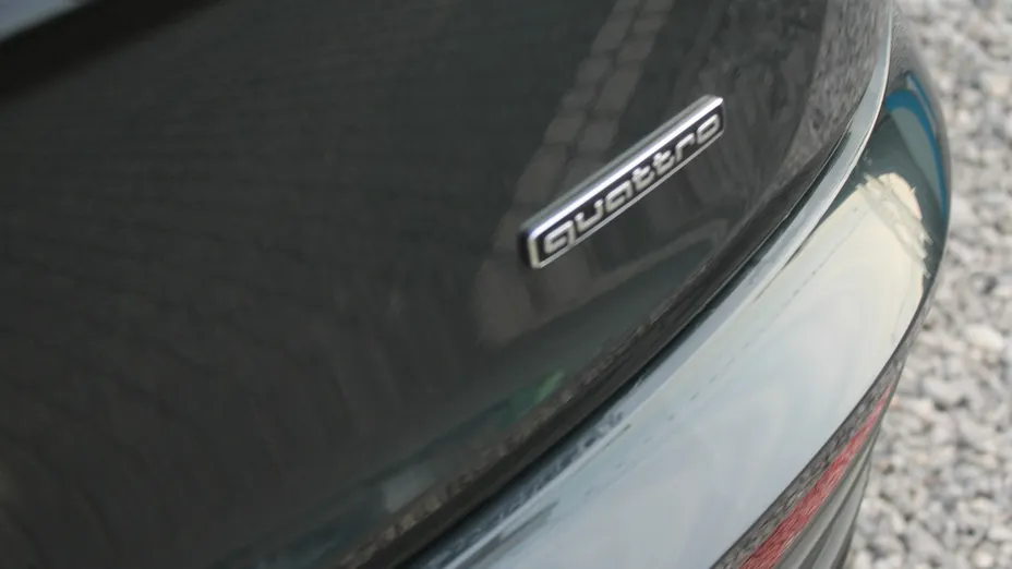 AUDI Q5 -