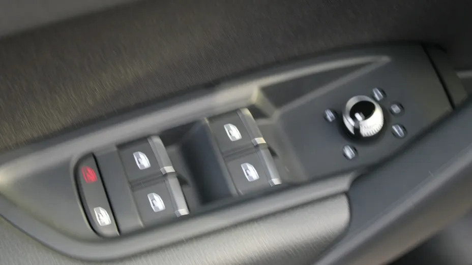 AUDI Q5 -