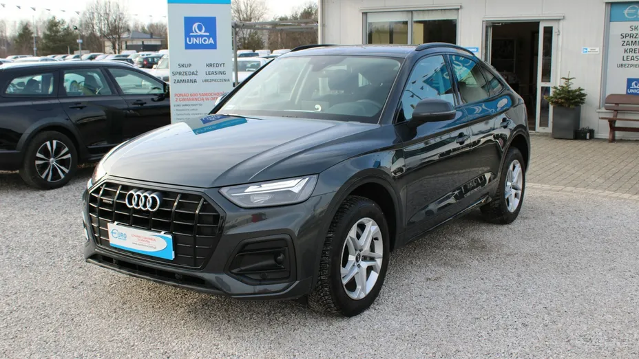 AUDI Q5 -