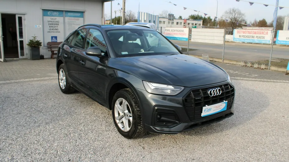 AUDI Q5 -