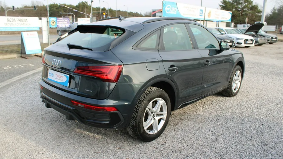 AUDI Q5 -
