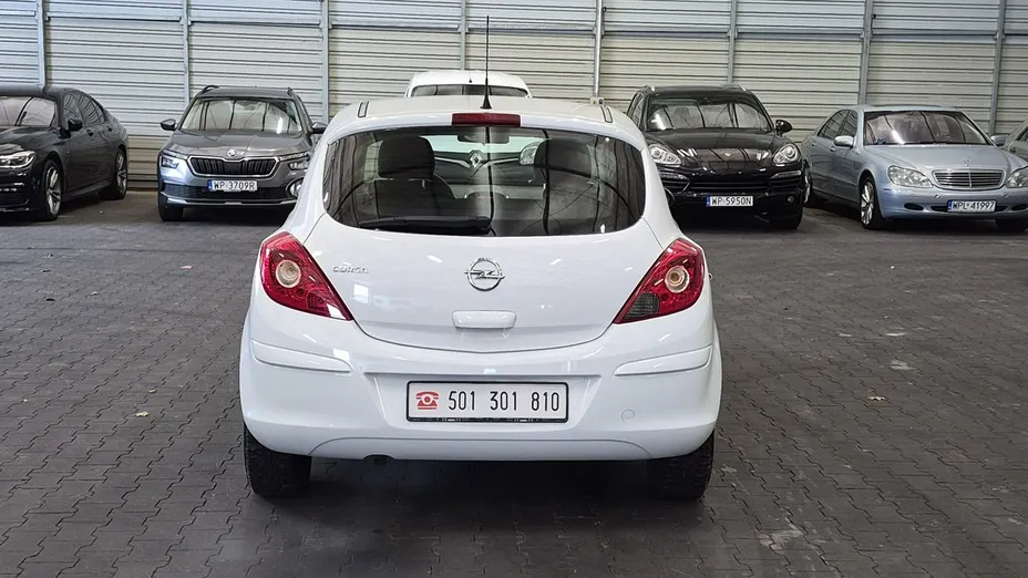 OPEL Corsa -