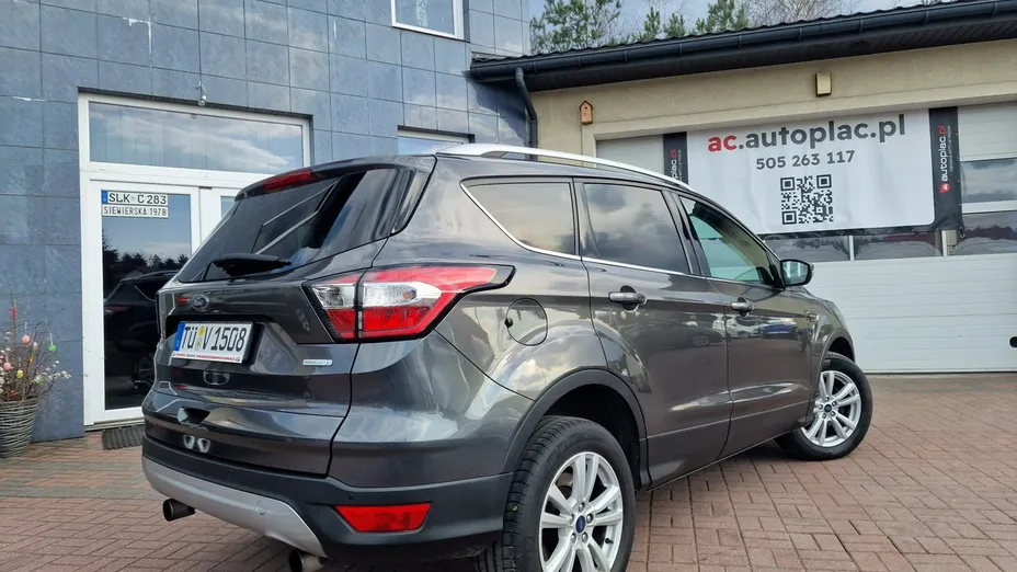 FORD Kuga -