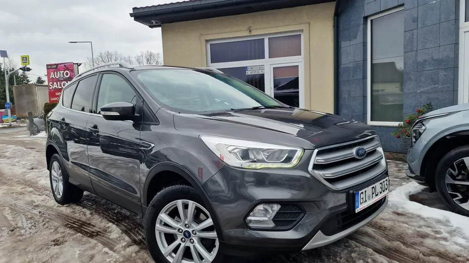 FORD Kuga -