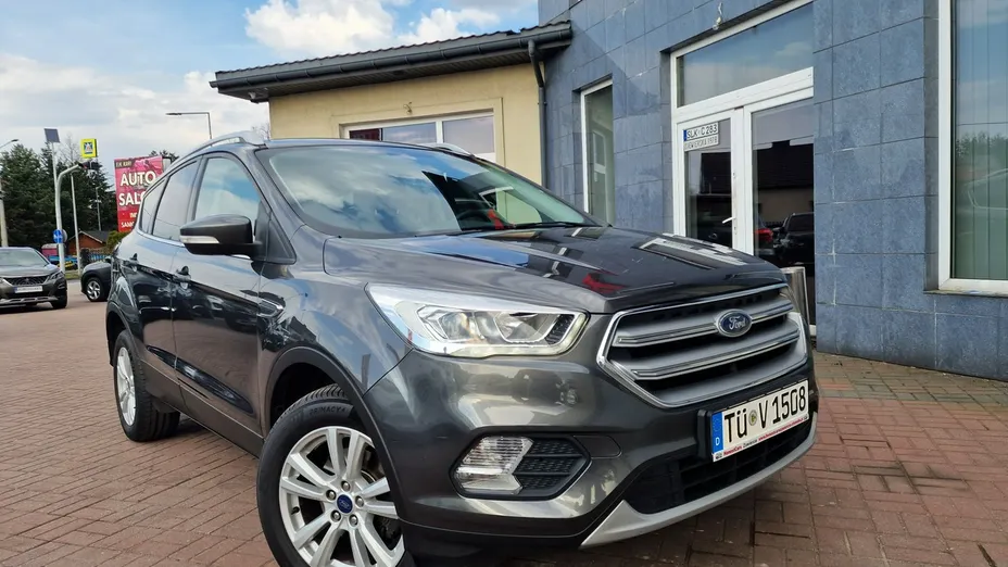 FORD Kuga -