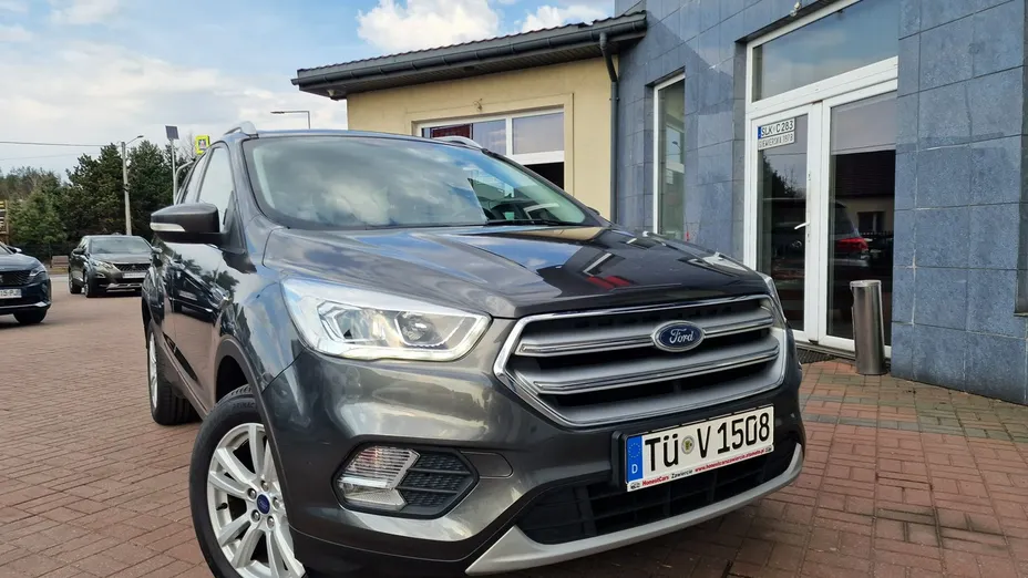 FORD Kuga -
