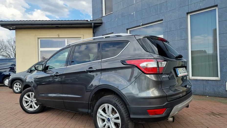 FORD Kuga -
