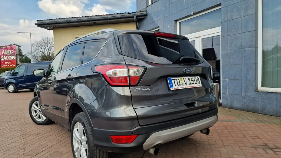 FORD Kuga -