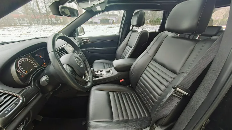 JEEP Grand Cherokee -