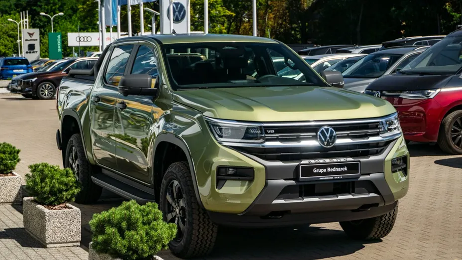 VOLKSWAGEN Amarok -