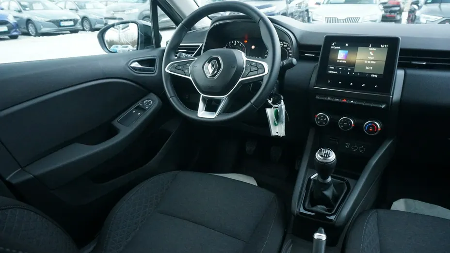 RENAULT Clio -