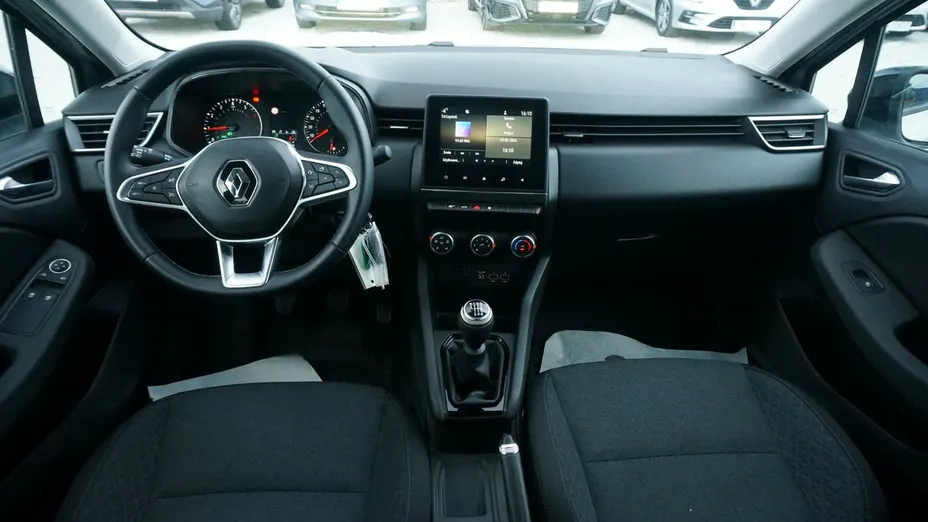 RENAULT Clio -