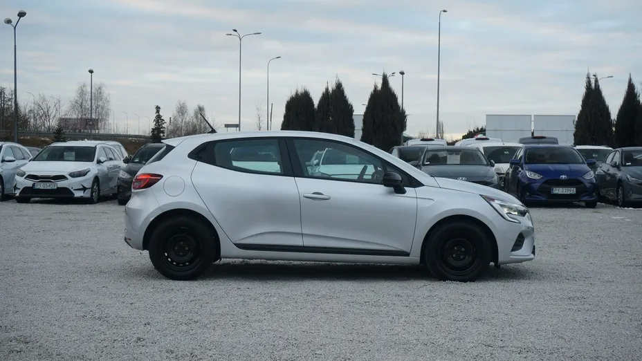 RENAULT Clio -