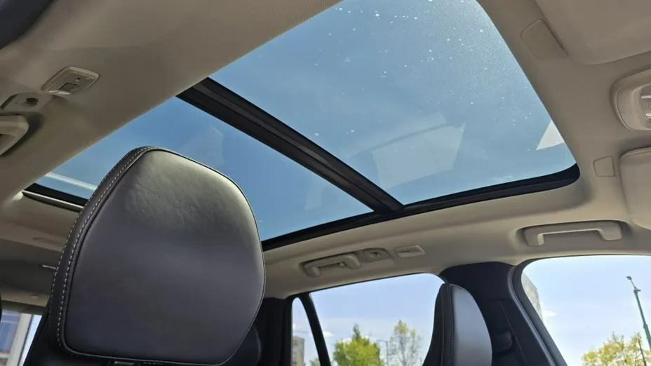 VOLVO XC90 -