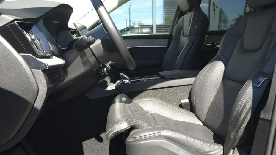 VOLVO XC90 -