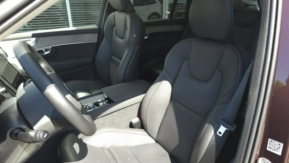 VOLVO XC90 -
