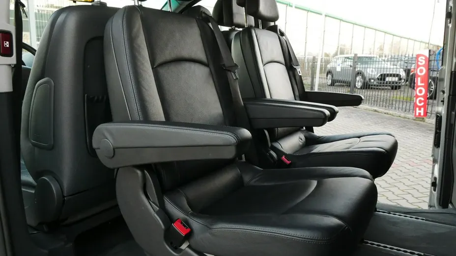 MERCEDES-BENZ Viano -