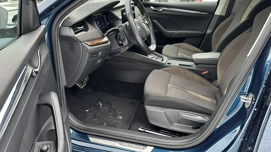SKODA Octavia -