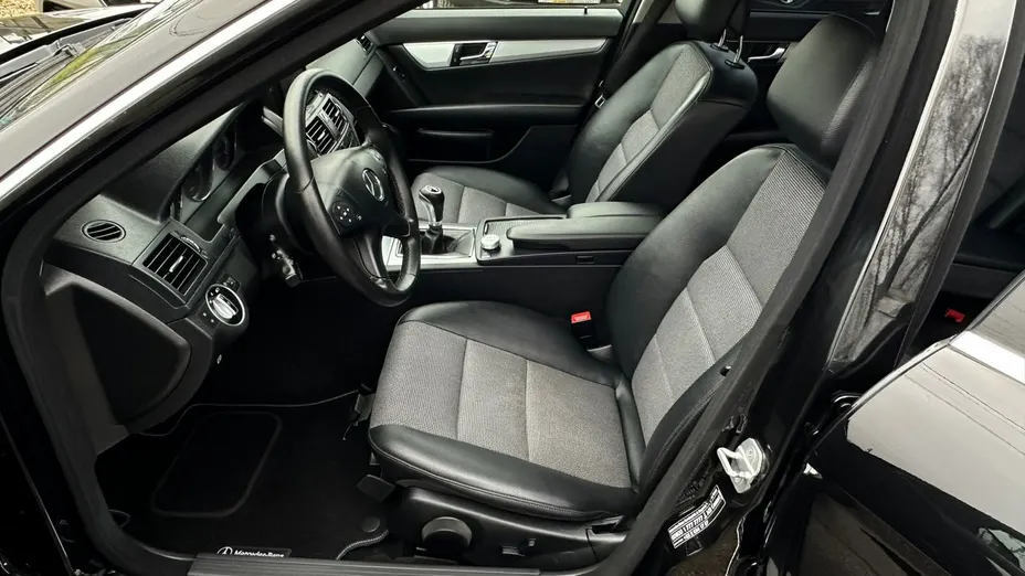 MERCEDES-BENZ C Klasa -