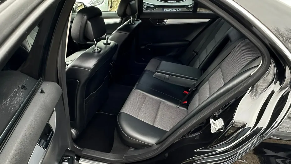 MERCEDES-BENZ C Klasa -