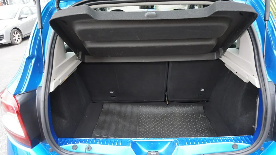 DACIA Sandero -