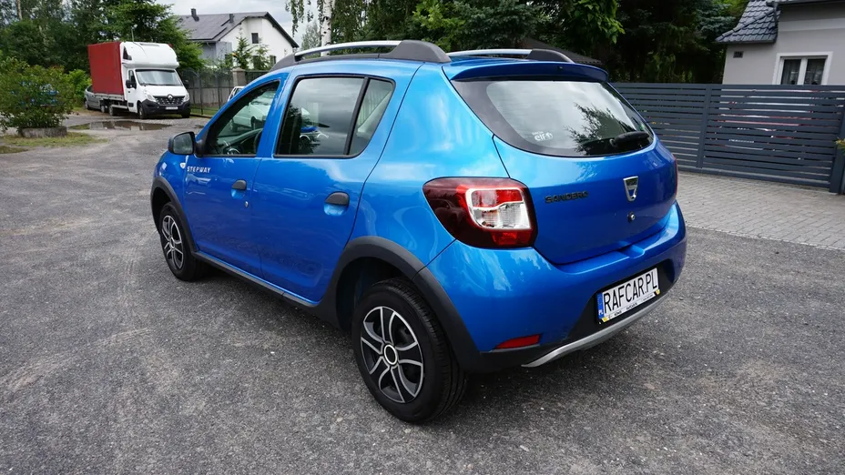 DACIA Sandero -