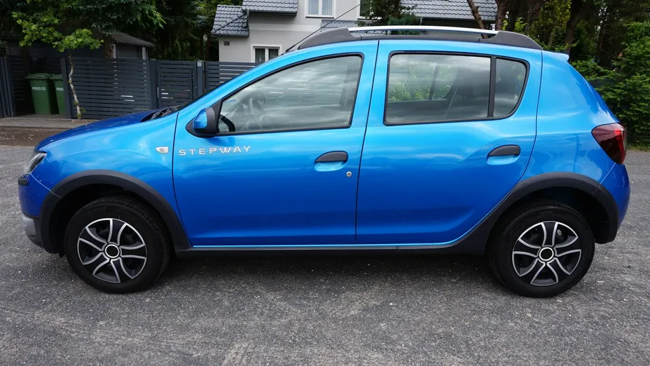 DACIA Sandero -