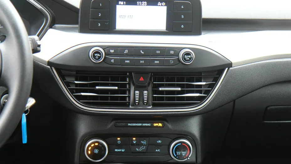 FORD Escape -