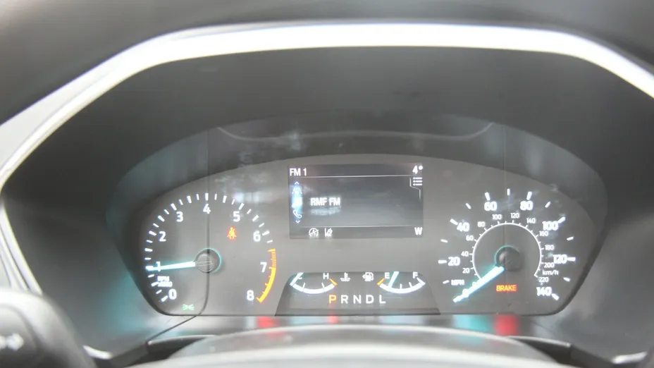 FORD Escape -