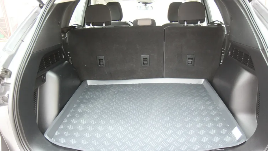 FORD Escape -