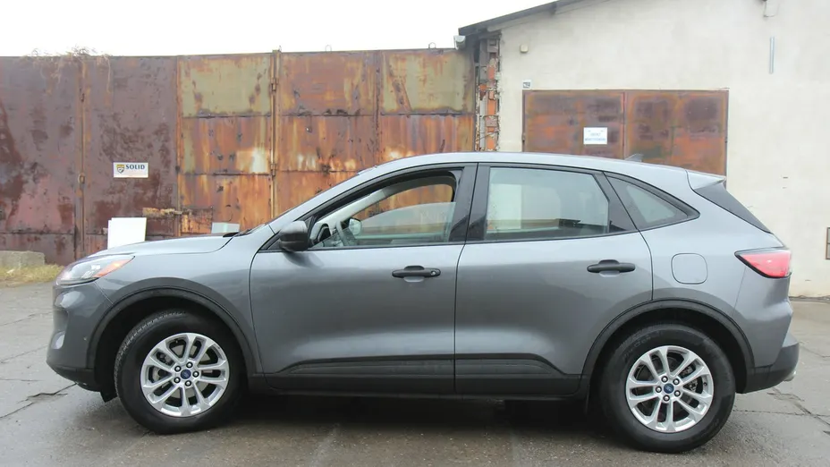 FORD Escape -