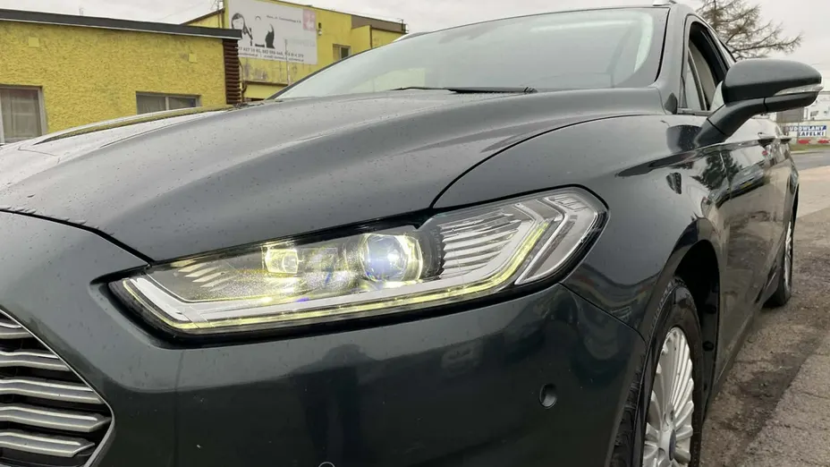 FORD Mondeo -