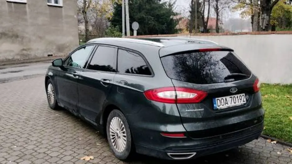 FORD Mondeo -