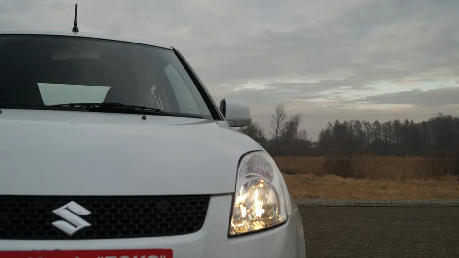 SUZUKI Swift -