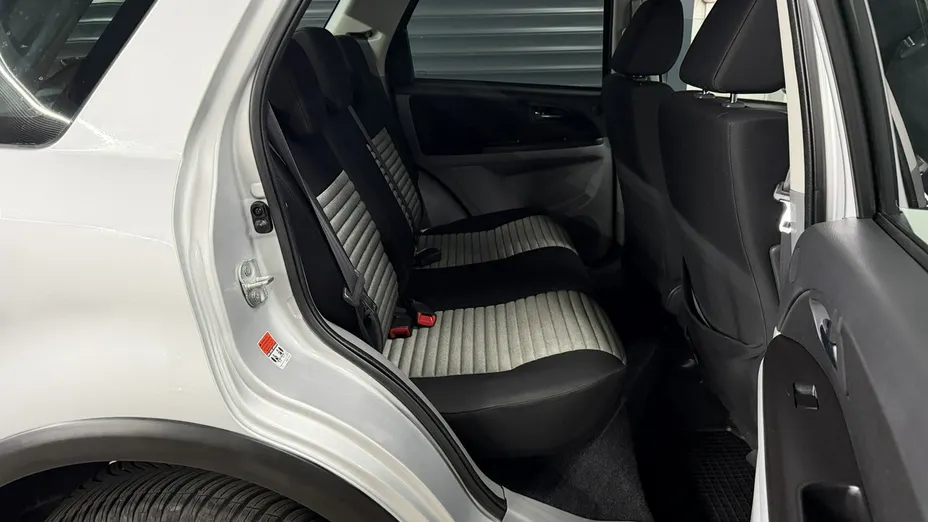 SUZUKI SX4 -